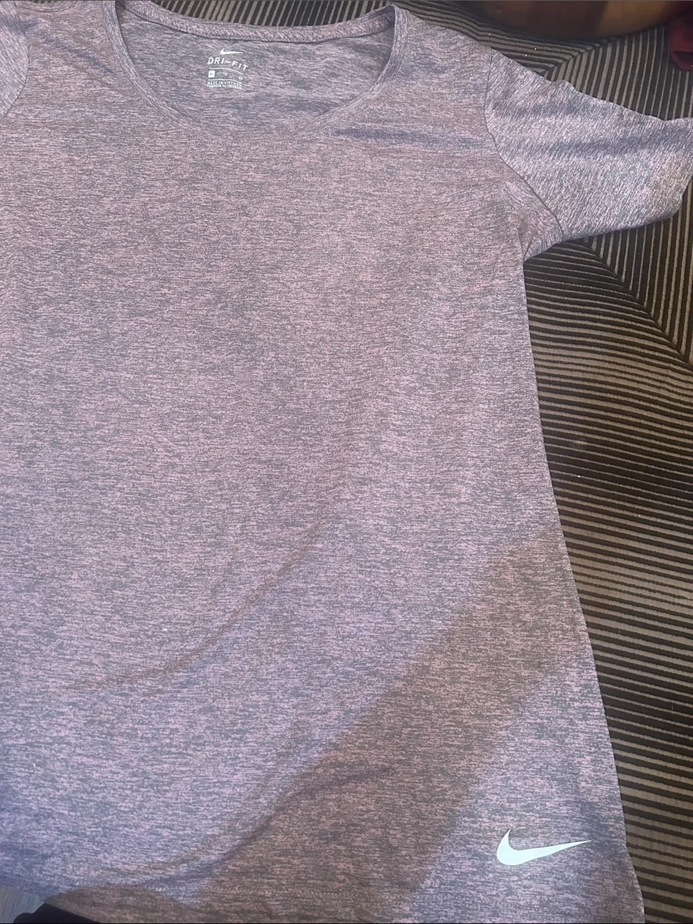 Nike Women's Heathered Mauve Short-Sleeve Tee